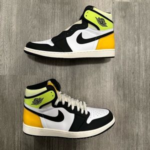 Jordan 1 High “Volt Gold”